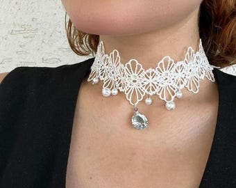 Collana Girocollo In Pizzo Bianco Con Perle E Nappe – Gioiello Vintage Fatto A Mano Per Donna - 5