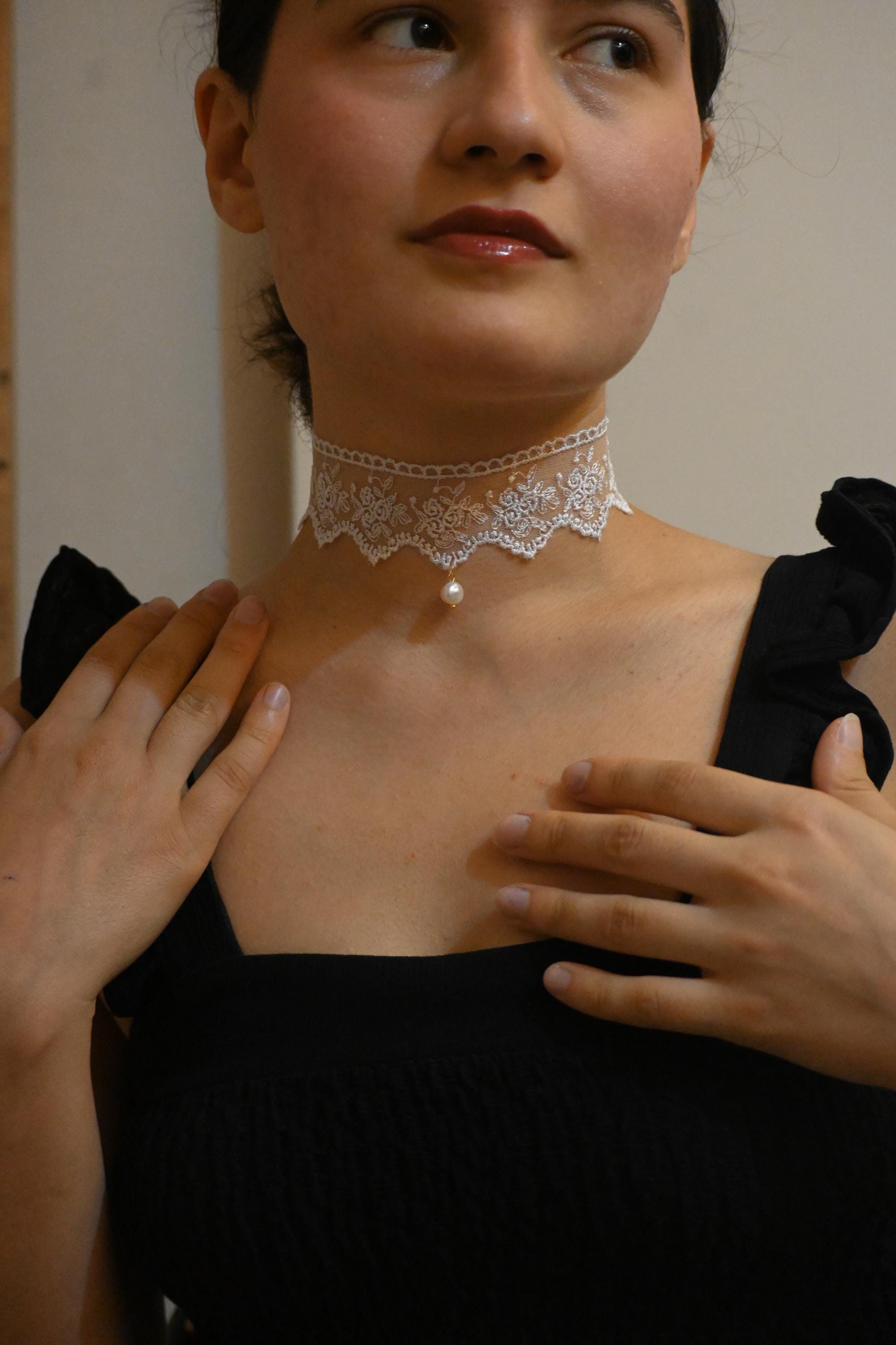 Lace Pearl Choker – Gothic Wedding Necklace, Real Baroque Pearl