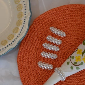 Elegante set di tovaglioli ricamati con perle, 6 pezzi – Anelli per tovaglioli con perline per decorazioni da tavola per matrimoni, addio al nubilato e eventi speciali