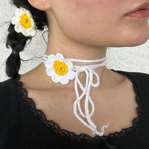 daisy choker, tie choker, handmade necklace, flower choker, boho choker, choker necklace, unique jewelry, custom choker, fashion necklace
