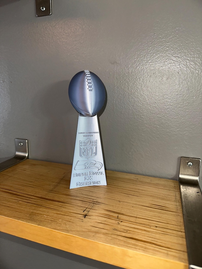 Replica del trofeo del campionato NFL immagine 1