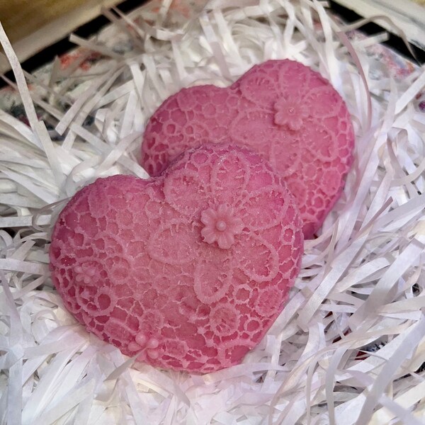 Lace heart soap with rice, and black raspberry vanilla fragrance