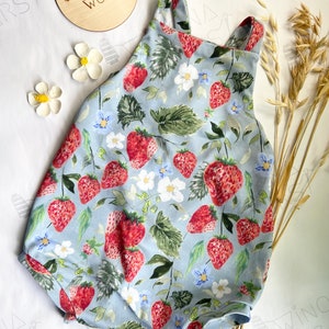 Aardbeienvelden - Handgemaakte kleding, Romper, t-shirt, leggings, Napa romper, boho romper, baby, peuter, kind