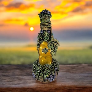Decorated Bottle|Bottle with Lights|Unique Lighting|Grape Bunches