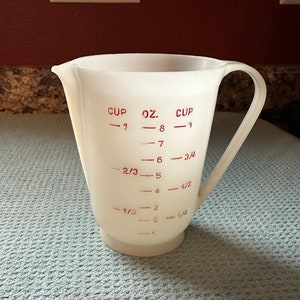 Vintage 1 Cup Measuring Cup 