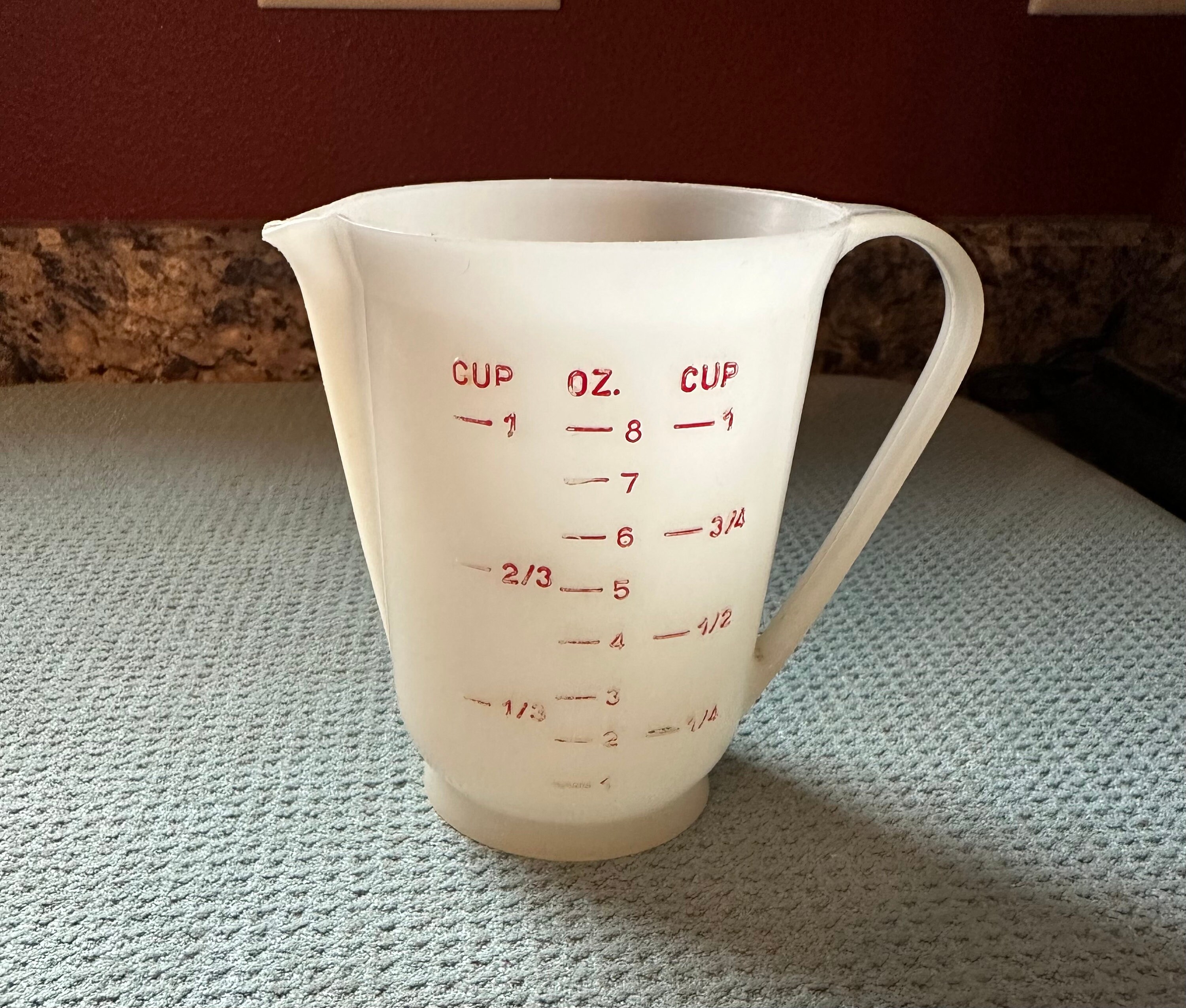 High Contrast 1 Cup Liquid Measuring Cup