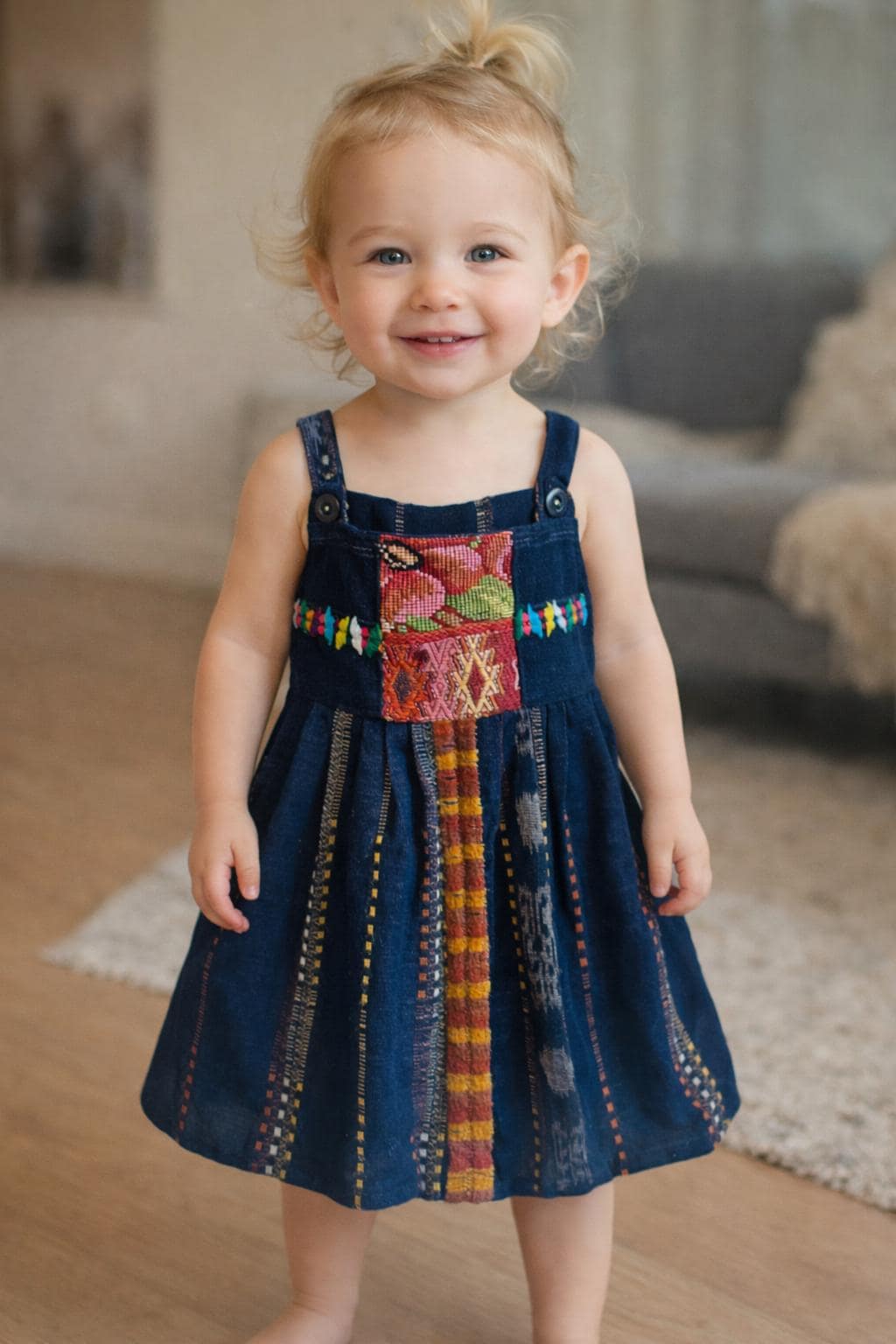 guatemalan embroidered dress 70's Maxi Dress- Small – Saviaguate