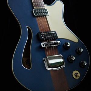 Tavern SL flat top semi-hollow