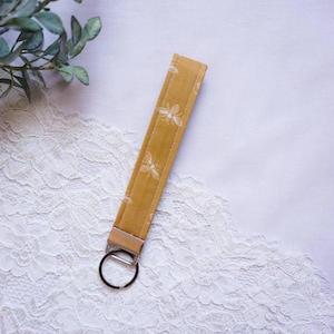 Wristlet Keychain ~ Bumble Bee