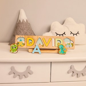 Rompecabezas de letras de madera para niños pequeños, letrero con nombre de bebé de dragón, rompecabezas de madera con nombre de niño, rompecabezas de nombre de niño personalizado para niños de un año, tablero de nombres