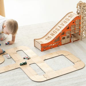 Personalized Set Toy Car Garage Ramp Wooden Track & Elevator, Name Toy for Little Boy, Vehicle Storage Toy, Montessori Activity, Boys Gift