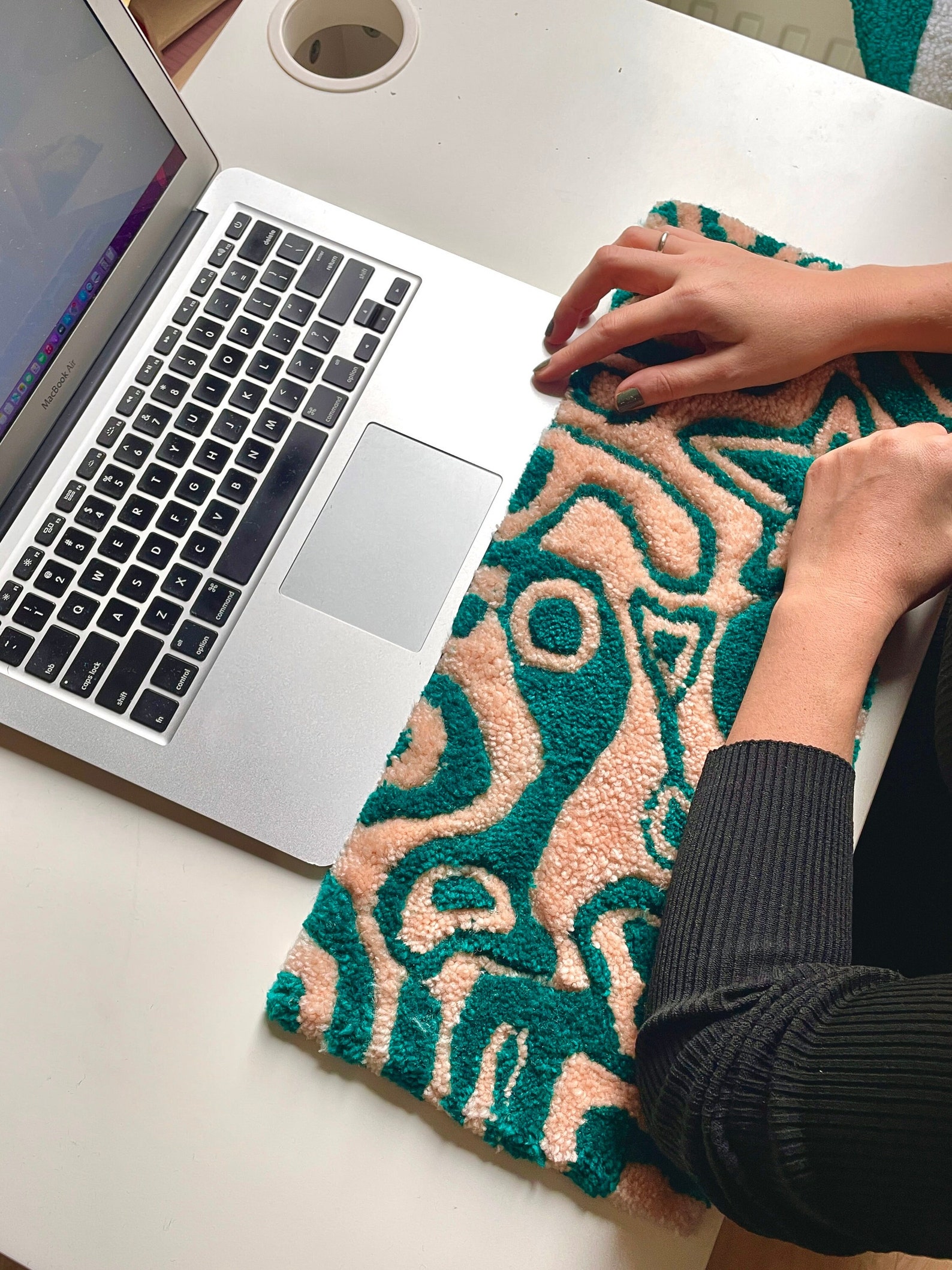 Swirl Wave Green Pink Color Tufted Rug, Handmade Custom Keyboard Tufted ...