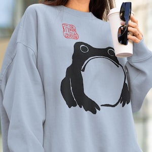 Unimpressed Frog Sweatshirt Matsumoto Hoji Japanese Toad Pullover Vintage Japanese Art Sweatshirt Crewneck Cozy Pullover aesthetic Sweater