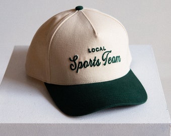 Snapback strutturato in stile sportivo vintage in verde e crema con ricamo Squadra sportiva locale