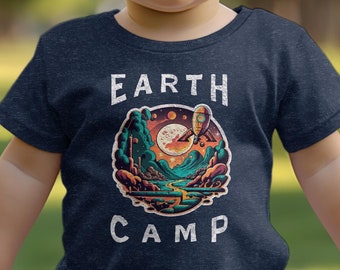 Chemise camp enfant terre, t-shirt thème espace, t-shirt nature unisexe, t-shirt camp, chemise enfant camp terre, espace rétro, t-shirt scène nature, unisexe