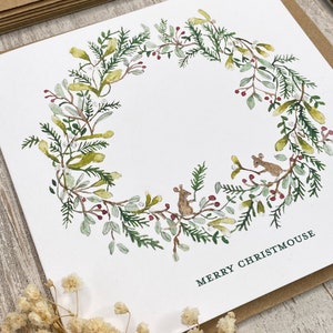 Vrolijke kerstmuis kerstkaart - schattige muiskaart - kerstkranskaart
