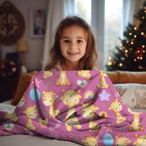 Personalized Giraffes Blanket, Custom Giraffe Minky Blanket, Customized Sherpa Blanket, Gift for Animal Lovers, Back to School Gift for Girl