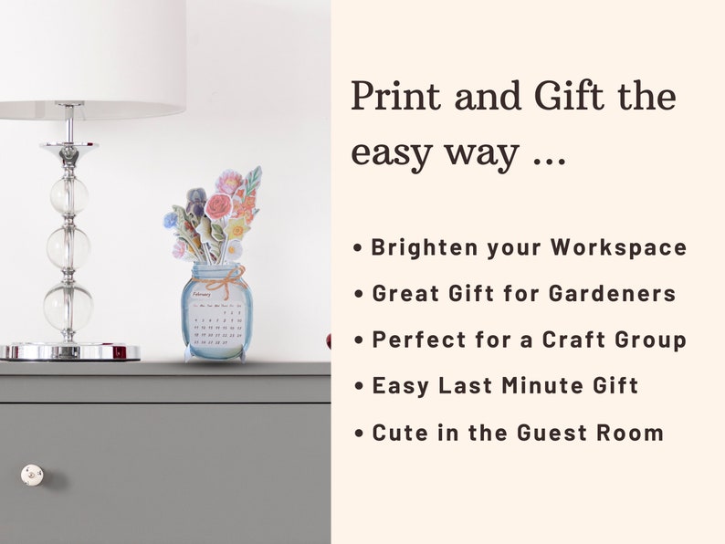 Desk Calendar Printable, 2025 Flower Calendar, Floral Desktop Calendar