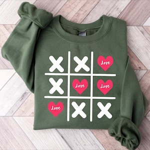Valentine Sweatshirt, Women Shirt, XOXO Tic Tac Toe Valentines Shirts for Women, Love Heart Cute Crewneck Pullover, Gift For Her