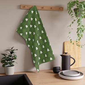 18 x 30 Inch Kitchen Tea Towel Polyester or Cotton Twill Nordic Green and White Christmas Tree Pattern Winter Scandinavian Home Decor