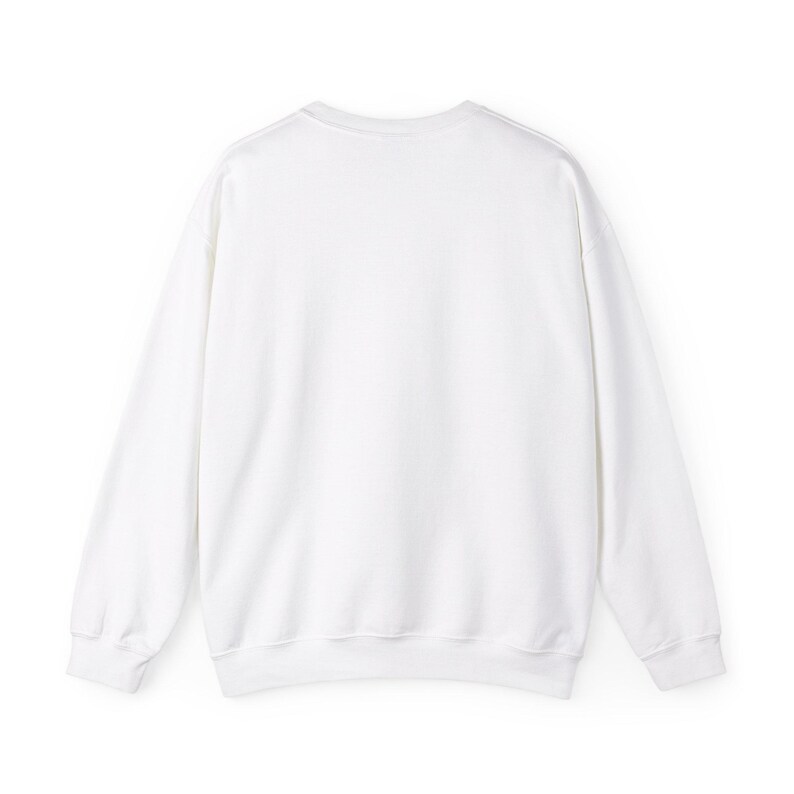 Sudadera unisex Lefse Time, jersey de cuello redondo de Gildan para los meses más fríos, suéter cómodo y acogedor, mezcla de algodón cultivado éticamente, imagen 3