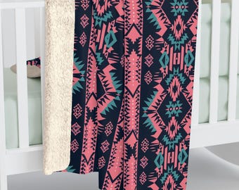 Kuschelige Sherpa Fleece-Decke, rosa und blaues Western-Azteken-Muster, Boho Home Decor, Tribal Sofa Decke