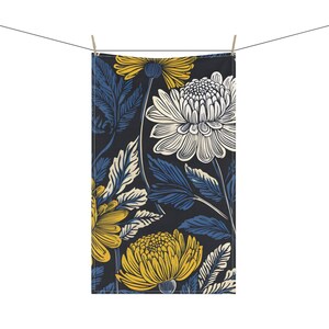 Nordic Style Flowers 18 x 30 Inch Kitchen Tea Towel Cotton Twill Polyester Towel Scandinavian Floral Home Decor Housewarming Gift