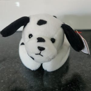 Ty Beanie Baby “Dotty” the Dalmatian Dog (8.5 inch)