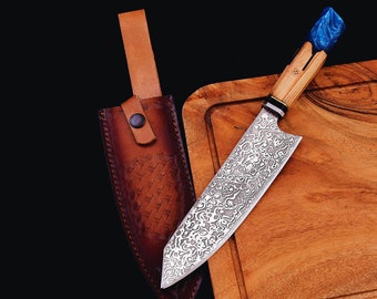 Cuchillo de chef de acero J2 hecho a mano: hoja ondulada, mango de resina y madera.