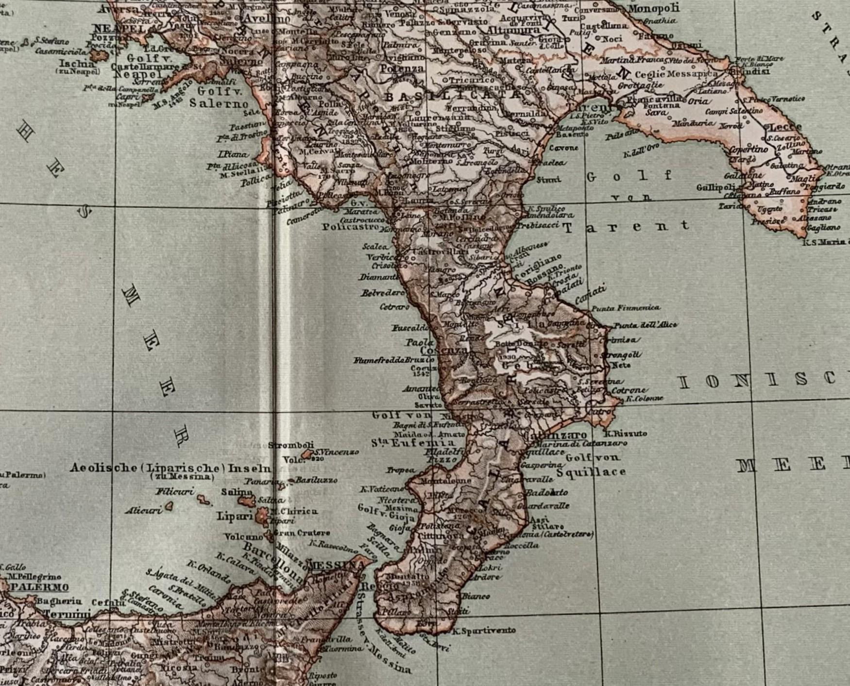 Discover the Captivating Beauty of Genova, Italy, image size:1750x1413