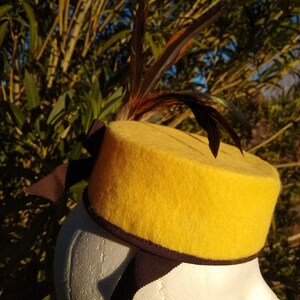 1940s Inspired Yellow Felt Pillbox Hat with Feathers
