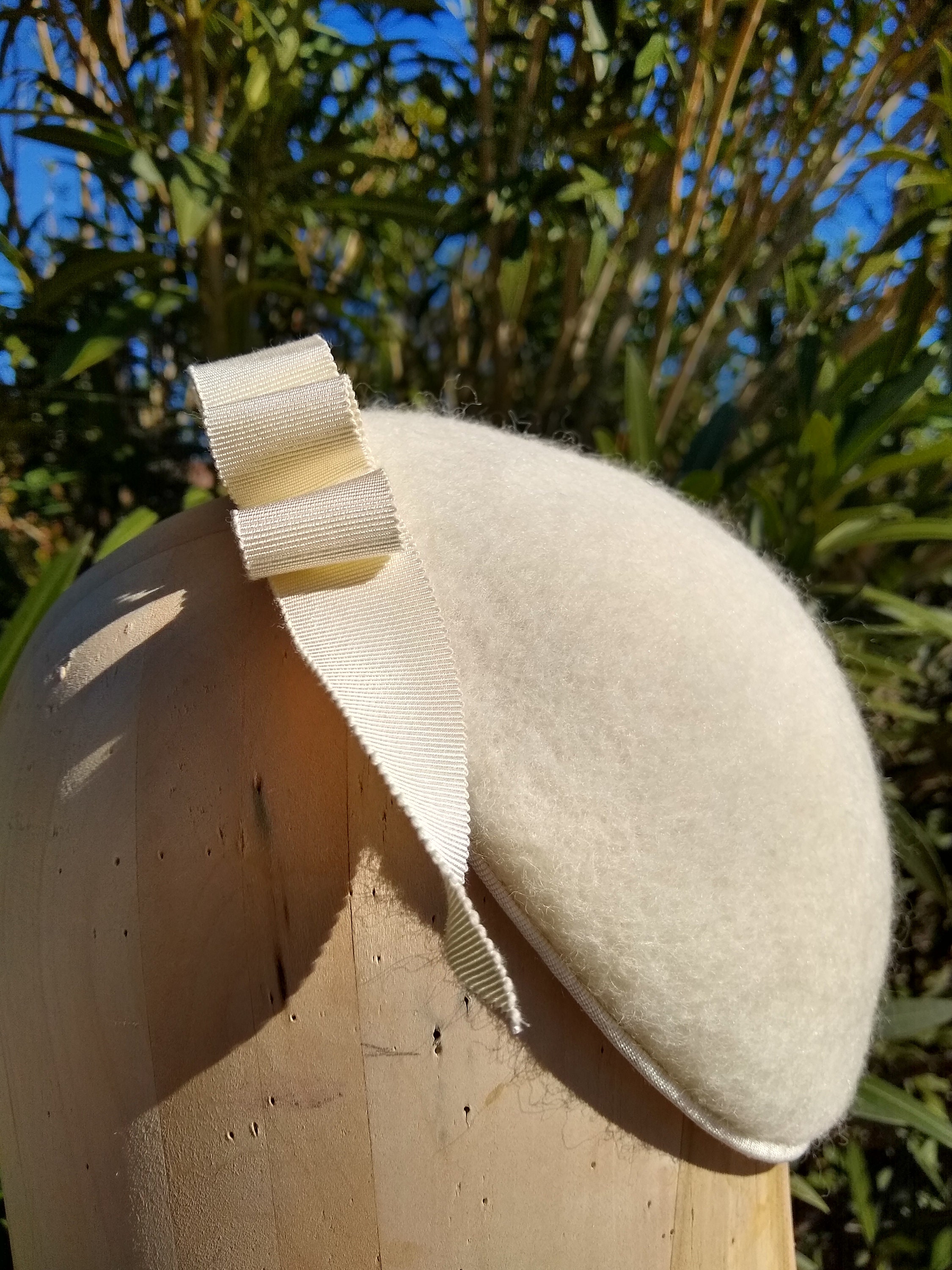 Vintage Ivory‎ felt Soutache hat Some gorgeous 1910s-1920s hats up on my Timelesstitanic eBay! main image 3