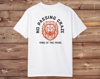 Animal Kingdom Comfort Colors T-Shirt for Men Hakuna Mata Shirt for Men Disney Animal Kingdom Guys Shirt Lion King Shirt for Men