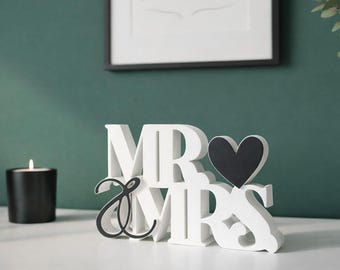 MR & MRS Wedding Table Sign with Heart, Engagement Party Mr and Mrs Decor, Valentine's Day Gift, Anniversary Gift Idea Keepsake