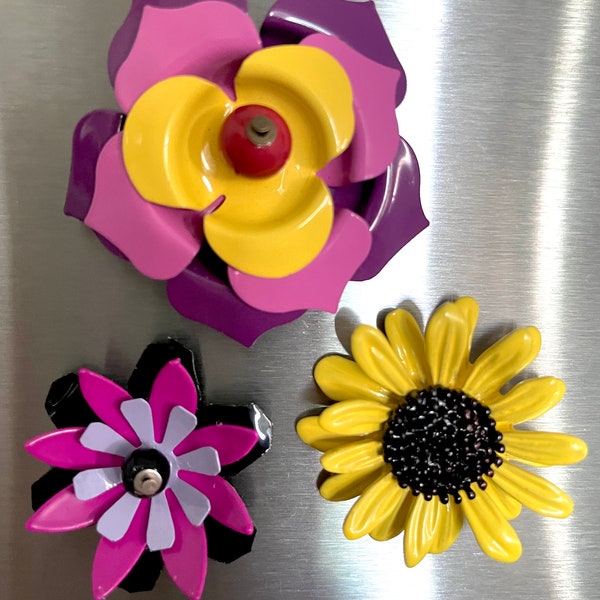 Mod Flower Power Magnets, Enamel Flower Magnets, Upcycled Brooches, Upcycled Jewelry Magnets