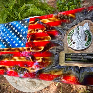 Serie de parches + placa con la bandera estadounidense de reclutador del ejército plateado: obsequio profesional con la bandera estadounidense de madera: personalización para jubilaciones de ETS/PCS.