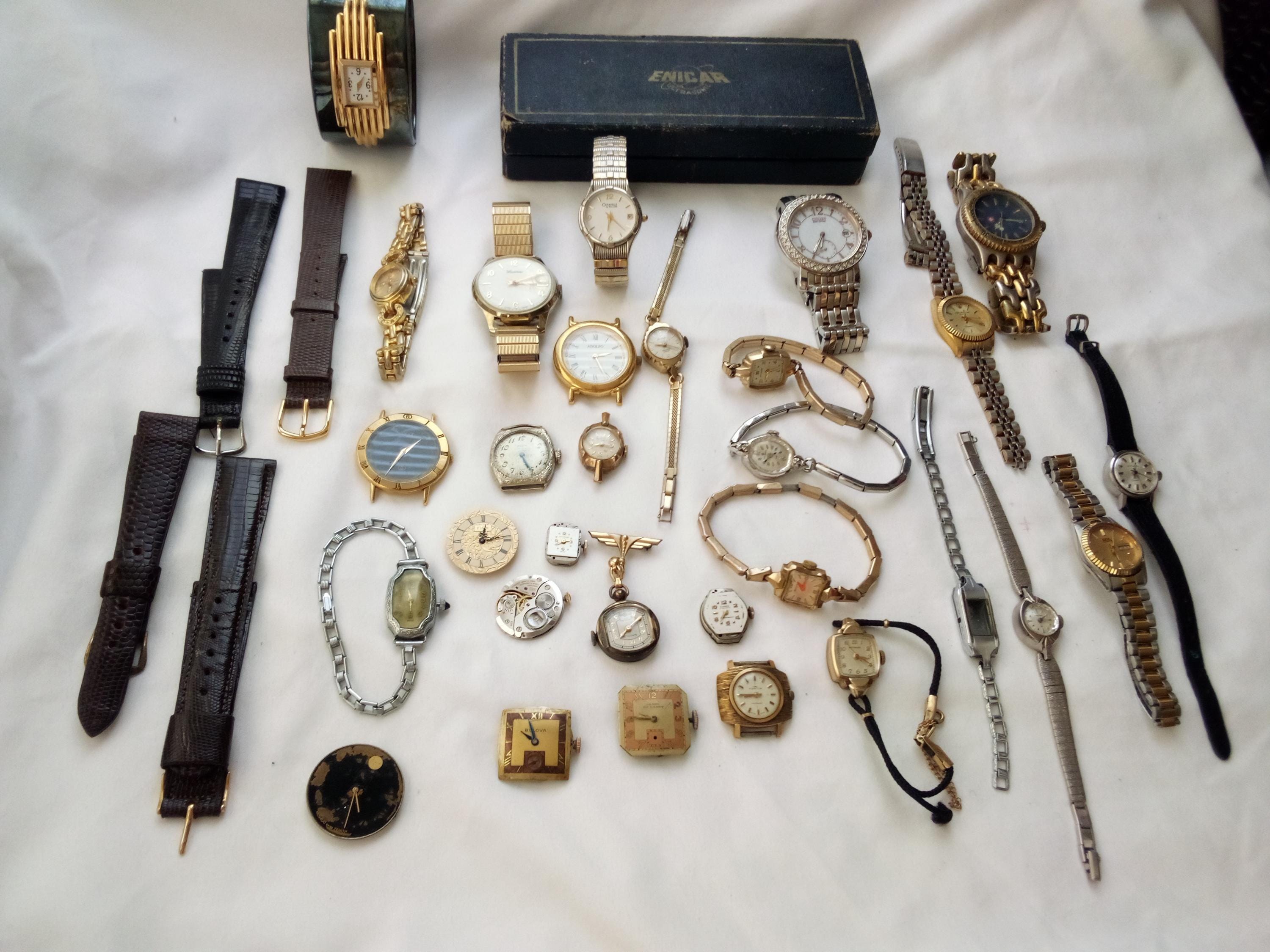 Lot 8 Quartz Watches & box of bands 4 parts repair inc Wittnauer S Vintage Wittnauer Swiss Crystal Indice Day Date Quartz Watch  main image 4