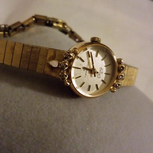 Vintage 6 Authentic Diamond Hamilton Ladies Watch c1960&#39;s