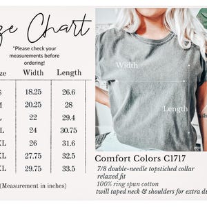 Pode incluir: Tabela de tamanhos para uma camiseta Comfort Colors C1717, com medidas em polegadas. A tabela inclui tamanhos de S a 4XL, com medidas de largura e comprimento. A camisa tem um ajuste relaxado, feita de 100% algod&atilde;o ring-spun.