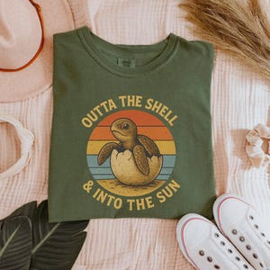 Funny Pet Turtle Unisex T-shirt, Beach Lover Animal Tee, Gift for Turtle Lovers, Novelty Summer Shirt, Casual Top for Men and Women