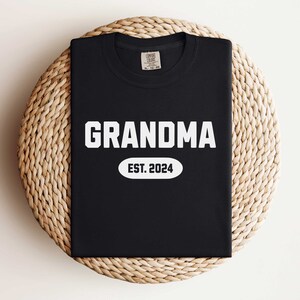 Grandma Est. 2024 Comfort Colors Tee - Personalized Family Gift