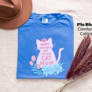 Cat Mom T-shirt, Mothers Day Tee, Tulip Lillyu Cat t-shirt, Whimsical Cat Shirt, Cat Lover Gift, Cute Animal Top, Pet Owner Gift, Feline Tee
