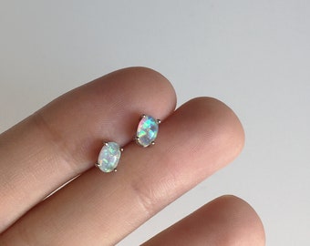 Tiny Oval Opal Stud Earrings, Dainty Opal Earrings, Fire Opal Stud Earrings, Birthstone Earrings, Geometric, Minimalist Earrings, E008
