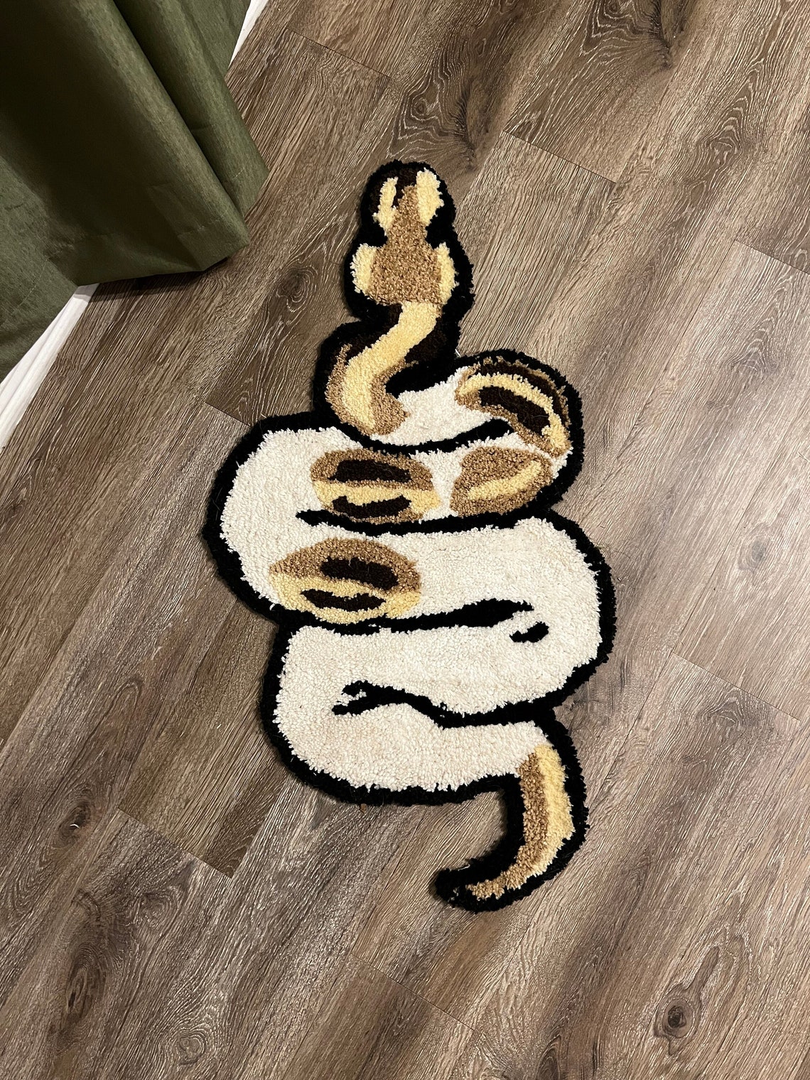 Ball Python Rug (customization Available) - Etsy