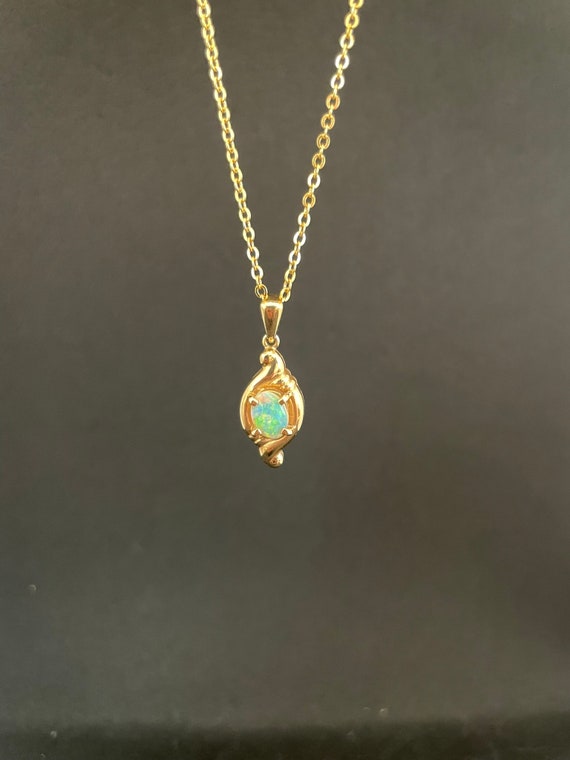 Australian crystal opal pendant, 14k gold setting - image 1