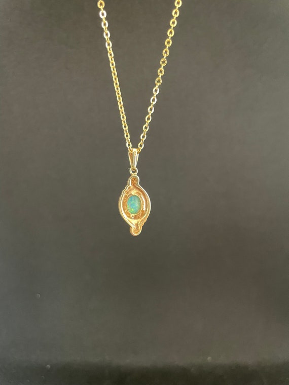 Australian crystal opal pendant, 14k gold setting - image 3