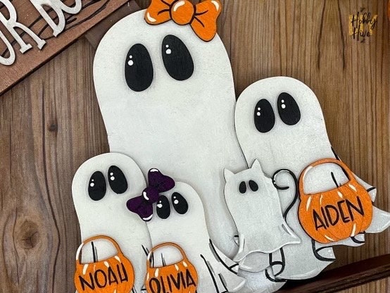 Boo Crew Family Halloween Desk Decor, Hand Painted Ghost Family Sign, Personalized Boo Family, Fall Mantle Decor, Halloween Tiered Tray