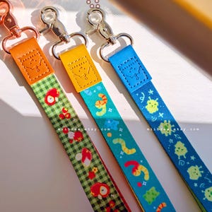 Apple, Gummy worm, Glorp wrist lanyards