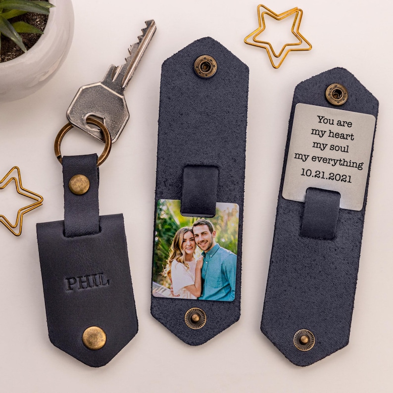 3rd Anniversary Gift, Personalized Leather Photo Keychain, Leather Anniversary Gifts for Him, Photo Keychain for Men imagem 10