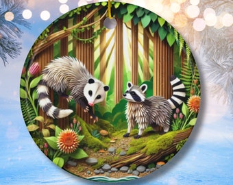 Adorno de mapache y zarigüeya del bosque: decoración navideña caprichosa